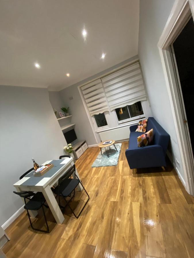 Stunning 2 Bed Flat In Ladbroke Grove Διαμέρισμα Λονδίνο Εξωτερικό φωτογραφία